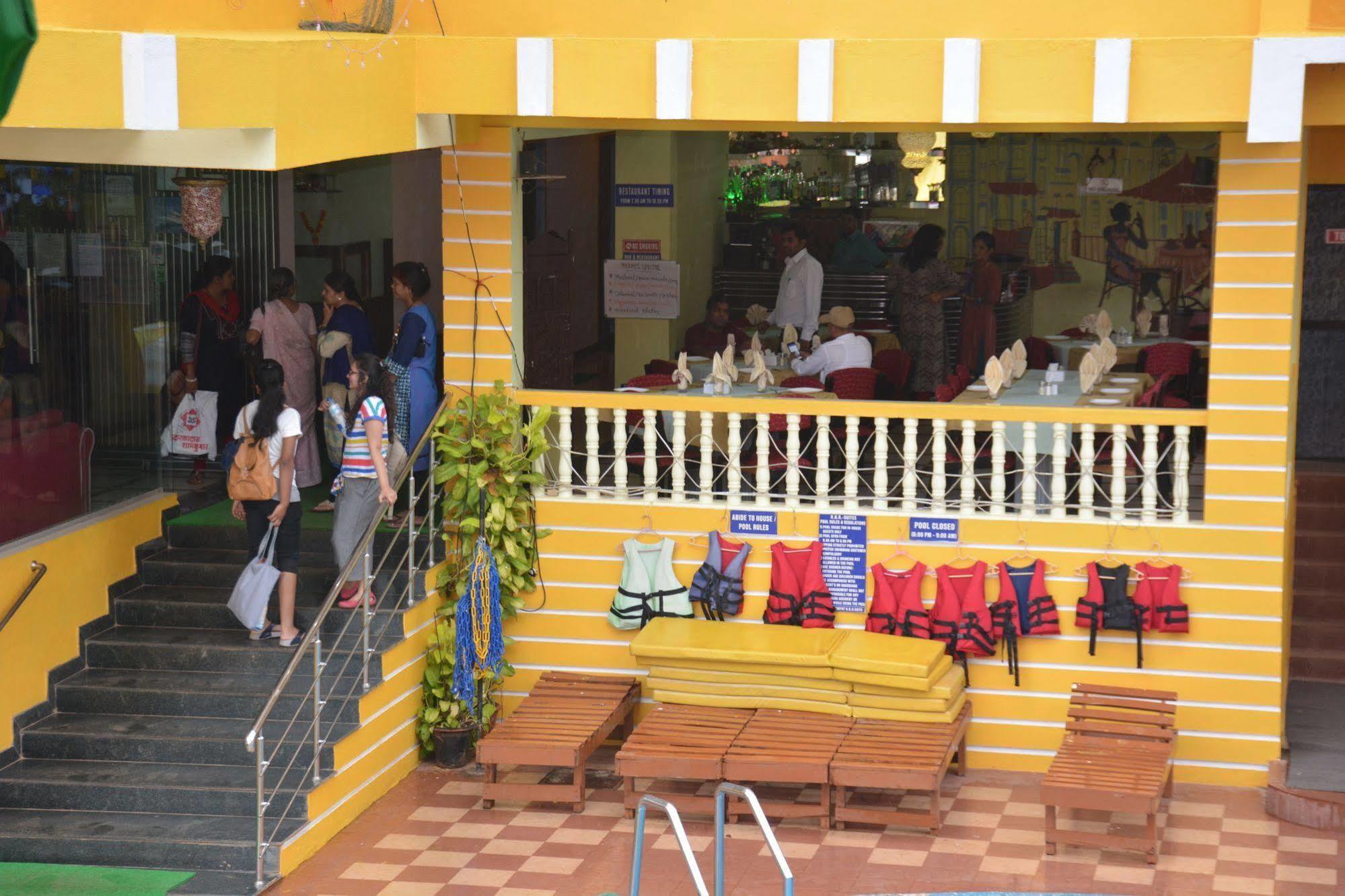 Rbr Suites Calangute Kültér fotó