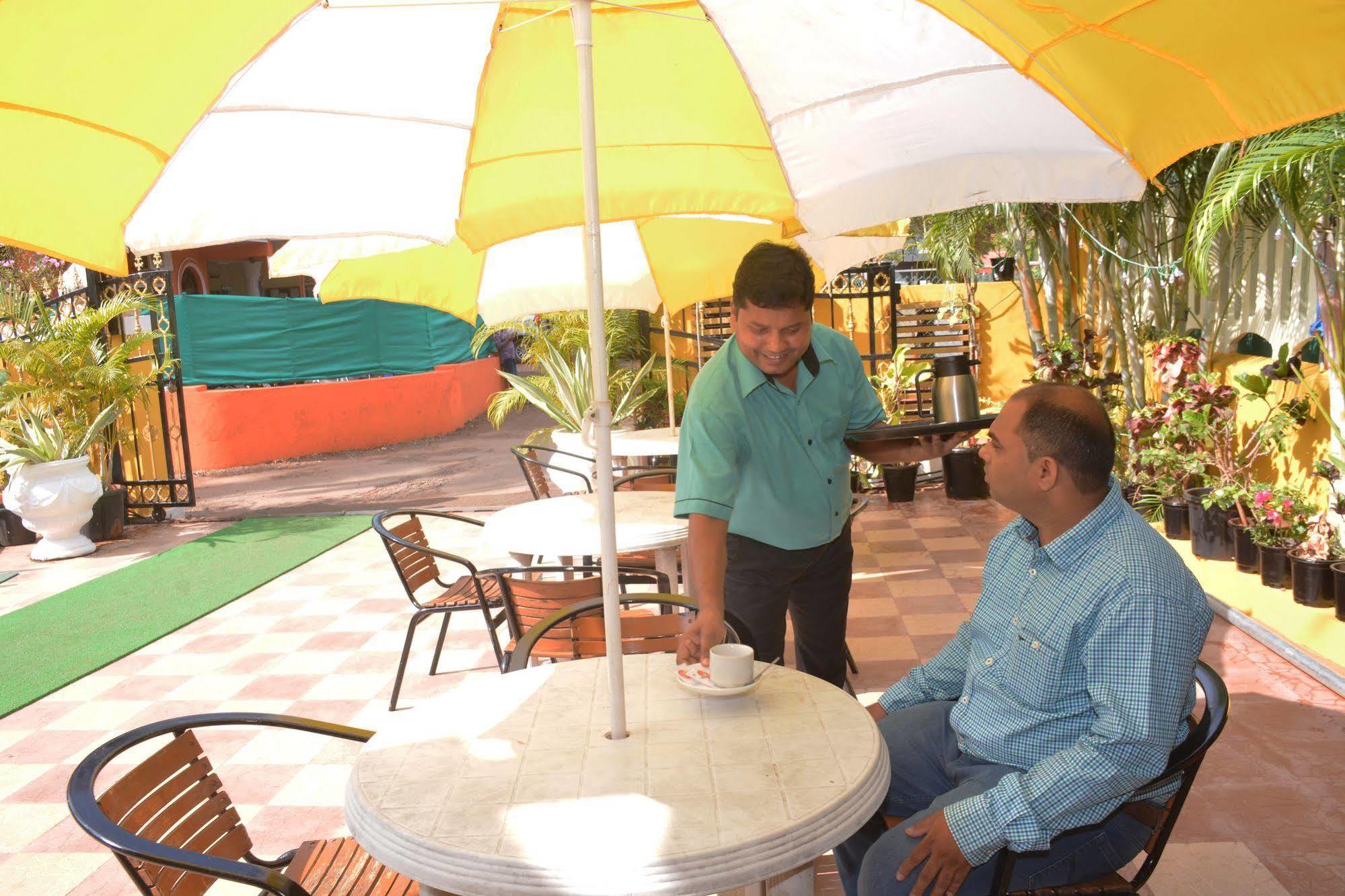 Rbr Suites Calangute Kültér fotó