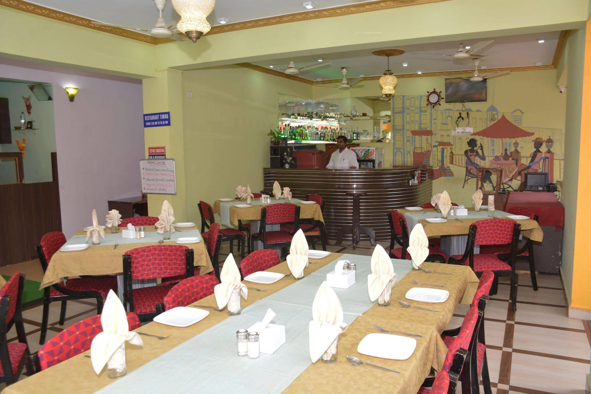 Rbr Suites Calangute Kültér fotó