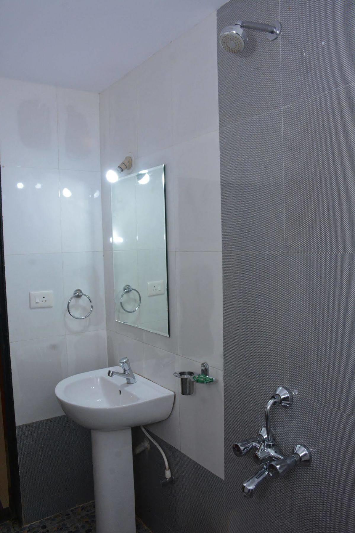 Rbr Suites Calangute Kültér fotó