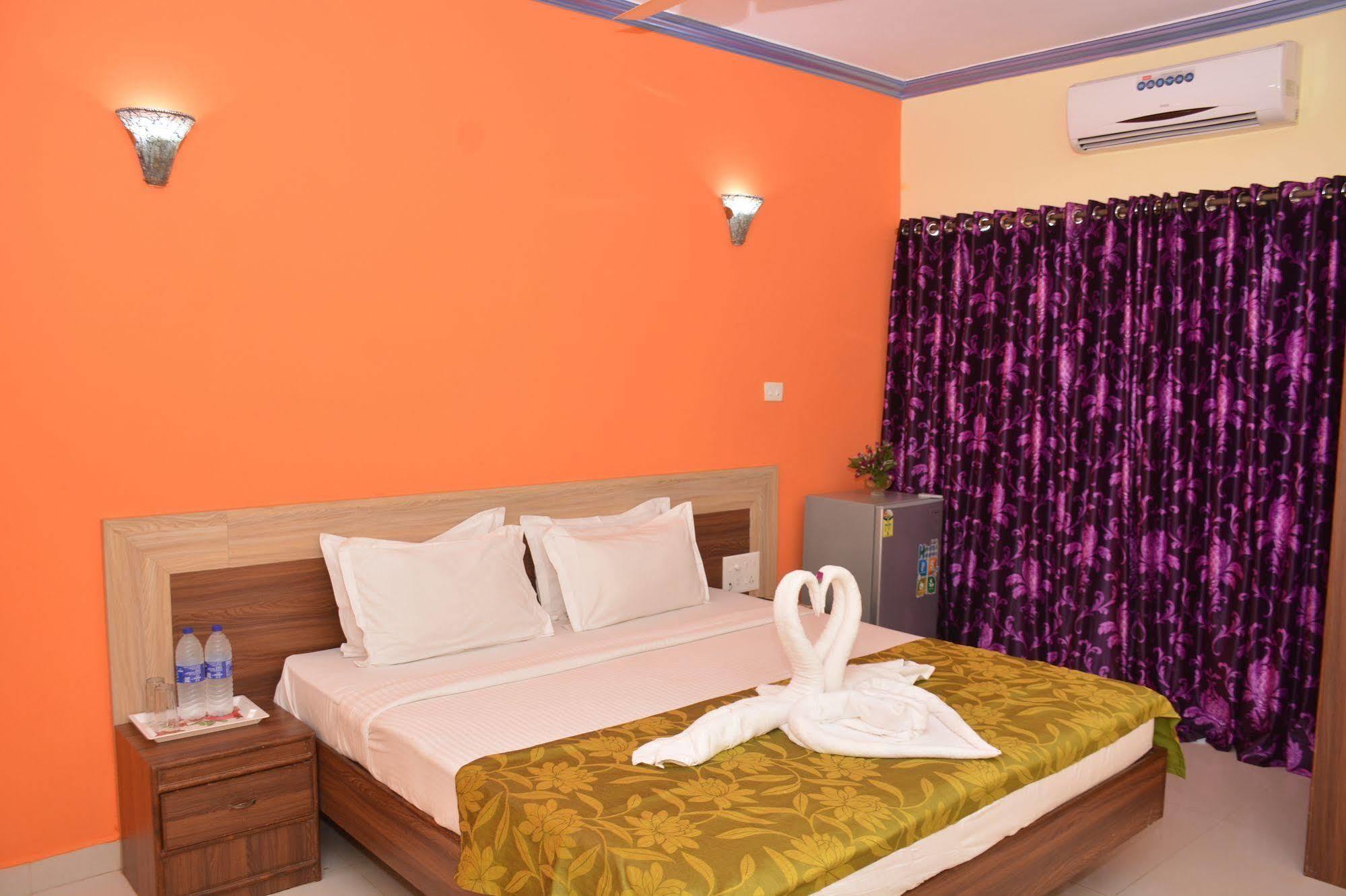 Rbr Suites Calangute Kültér fotó